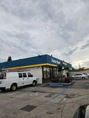 Valero gas station with a Food Mart