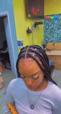 Medium knotless braids