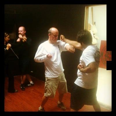 Wing Chun Club Honolulu - Class Dan Chi Sao