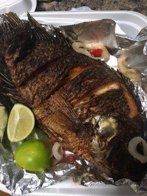 Mojarra Frita o Ranchera o en Aceite de Ajo (Holy fish, Batman! Aquaman is not going to be happy!)