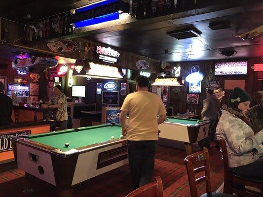 Great local bar! Lots of friendly regulars. This is a great place to come after work and shoot free pool with stiff drink.