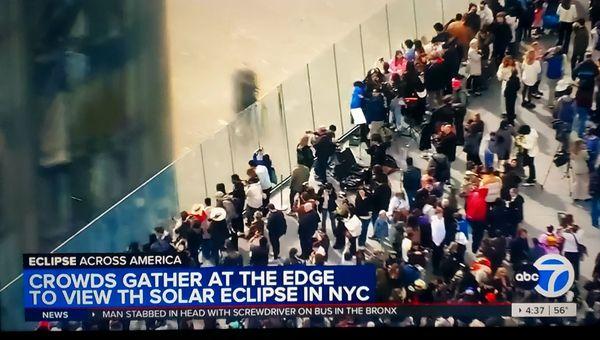 Many people gather on the Edge to observe the solar eclipse 3:23pm! - 4/8/2024