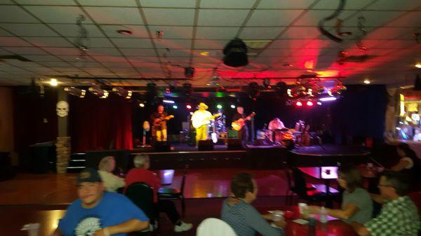 Live country band playing