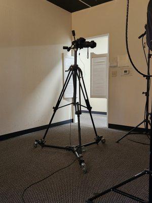 Now & Forever Studios - that's a pretty impressive tripod!