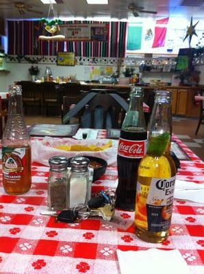 Nice man, Mexican Coca-cola with real sugar, good salsa, family biz