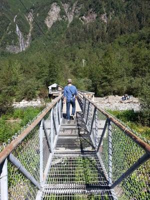 Bridge before you get to the museum