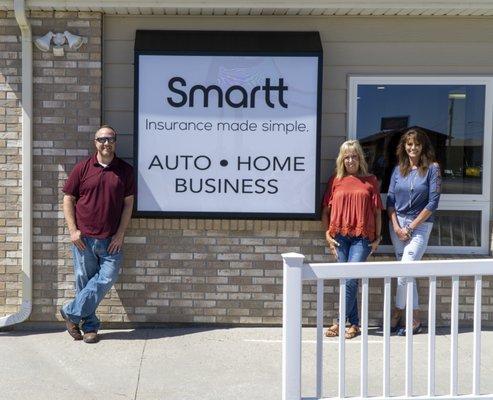 Eric Smartt, Cindy & Rachelle of Smartt Insurance.