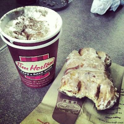 Pumpkin spice latte and an apple fritter