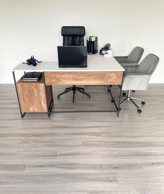 Modern Gray Vinyl Flooring