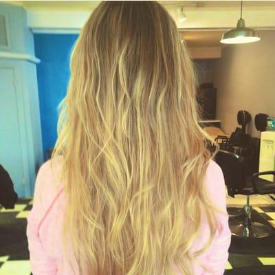 Balyage blonde ombre on natural base