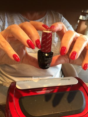 Her natural nails manicure gel!