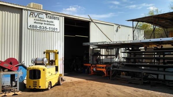 Mackey Trailers