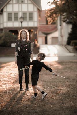 Bubbles 
Family Photo Session
Thomas Lowry Park