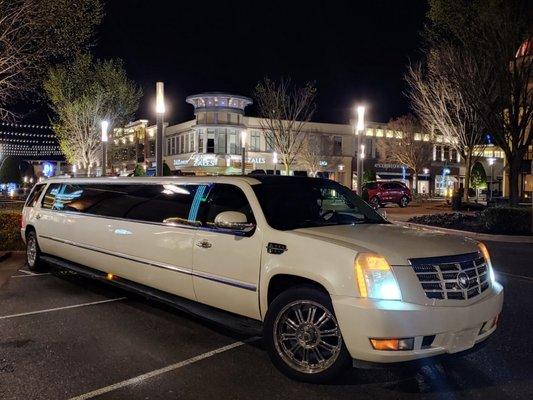 Escalade Limousine