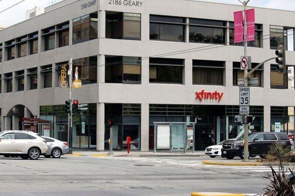 XFINTY Store in San Francisco on Geary Street