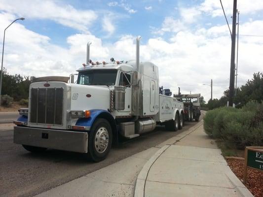 Anaya's Roadrunner Wrecker Service