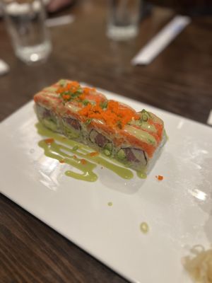 Amazing Tuna Special Roll 10/10