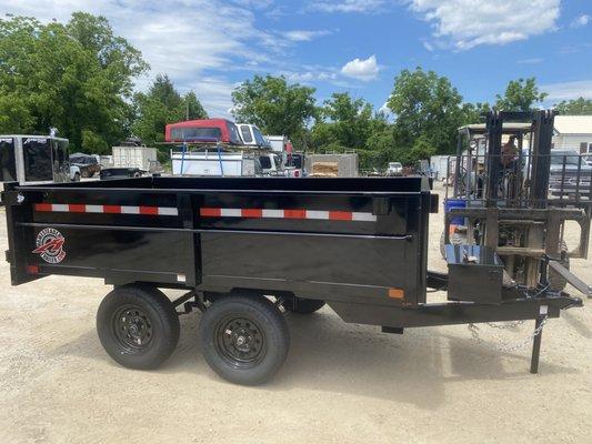 Homesteader Dump Trailers