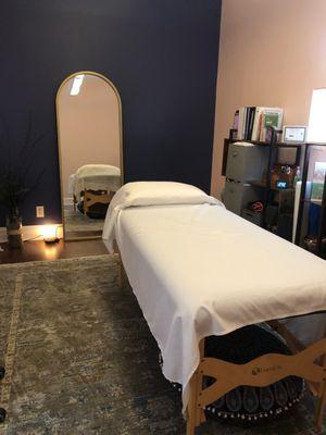 Private 1:1 Physical Therapy and Pelvic Floor therapy in a spa-like setting.