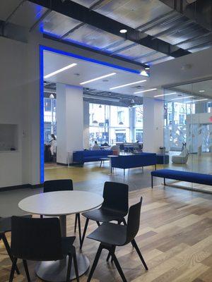 great urban work space - 4th & Vine- free wifi/coffee/privacy cube/lounge atmosphere