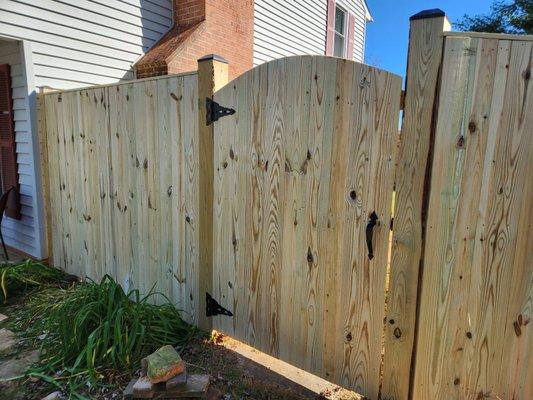 MC Fence And Deck