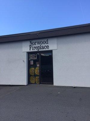 Norwood Fireplace -- 75 Providence Highway / Route 1, Norwood              Storefront