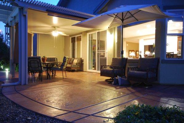 Gorgeous covered patio - Penstone Loop