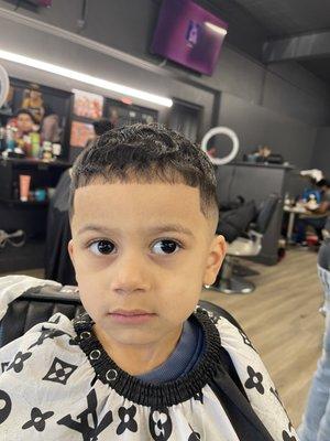 Cruz The Barber