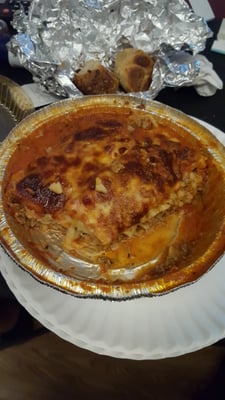 The meat lasagna is terrible!