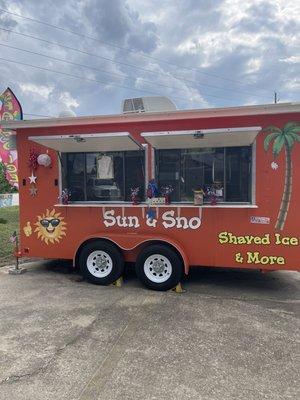 Lexie’s Sun & Sno Stand