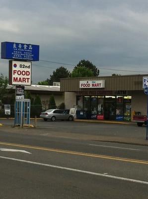 82nd Food Mart