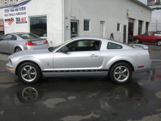 06 FORD MUSTANG V6 LEATHER LOADED AUTO TRANS REAL BEAUTY ONLY $8795