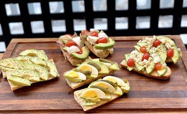 Avocado tartines