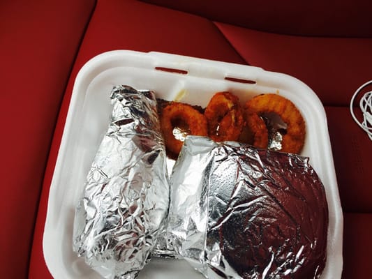 Only 3 small onion rings in "Big Tray"? #skimpyCookOut