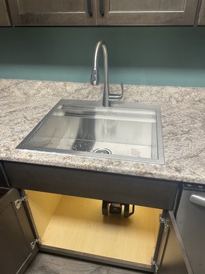 Customer supplied sink and faucet