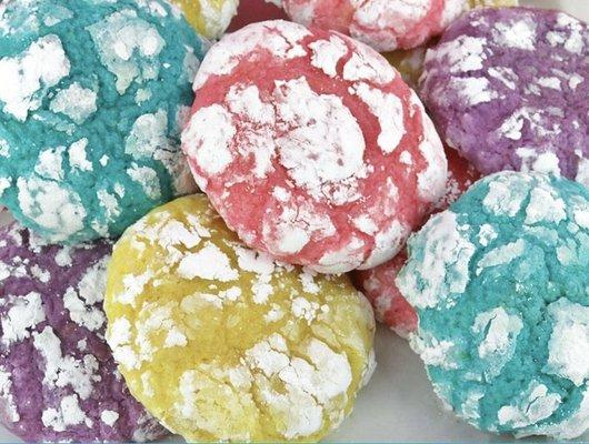 Easter crinkle cookies