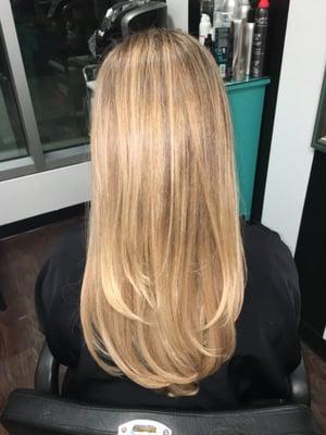 Full Blonde Balayage by Tanya