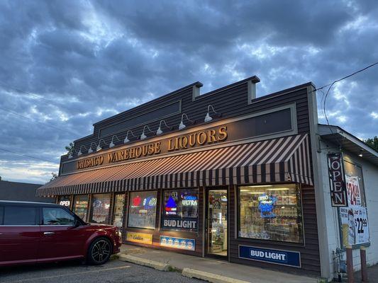 Chisago Warehouse Liquors