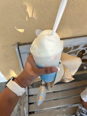 Lemonade and blueberry Italian shaved ice cream