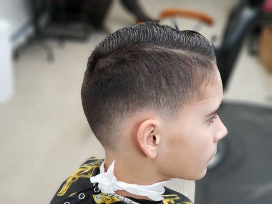 mid fade with texturized top