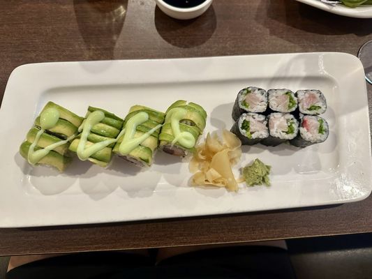 Wasabi & Yellowtail Scallion rolls