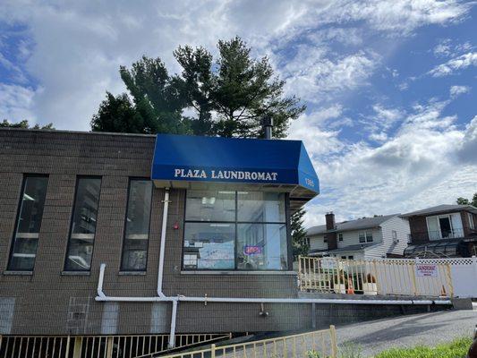 Plaza Laundromat