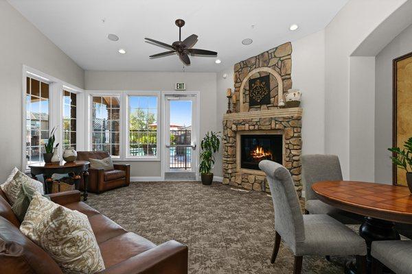 Antelope Ridge Apartments indoor fireplace