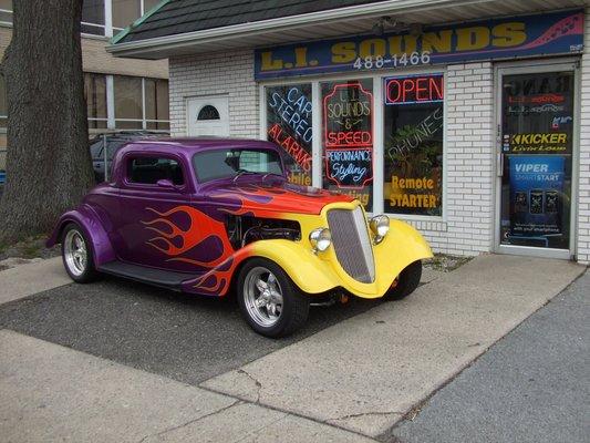 chuck street rod