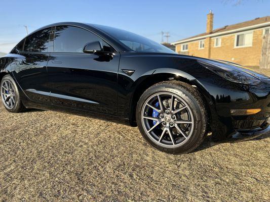 Tesla Model 3, full detail with ceramic spray for high gloss.