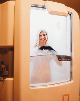 Claustrophobic? No worry! The window on our Cryo machine is operable and can come down if you prefer so that you don't feel enclosed