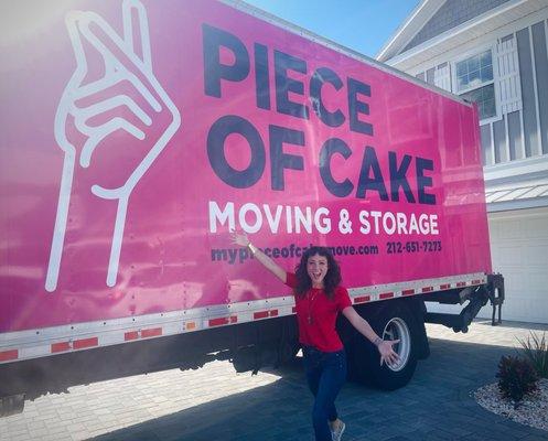 Whether your move is long distance or local, you can't beat that stress-free I-chose-piece-of-cake smile