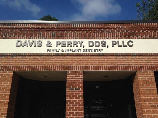 Davis & Perry Family & Implant Dentistry