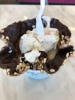 Amaretto with almonds in a peanut bowl