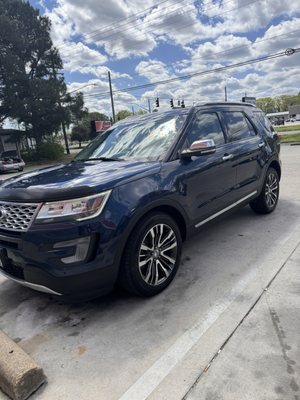 Ford explorer platinum